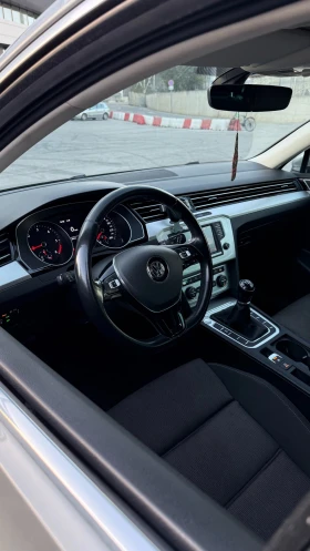 VW Passat 2.0 TDI, снимка 9
