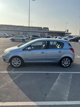 Opel Corsa 1.4i Cosmo, снимка 4