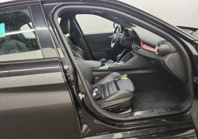 Alfa Romeo Giulia VELOCE* CARFAX*  | Auto.bg — изображение 14