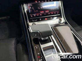 Audi A8 - 63506 € - 32360742 15