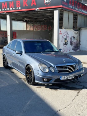 Mercedes-Benz E 320 