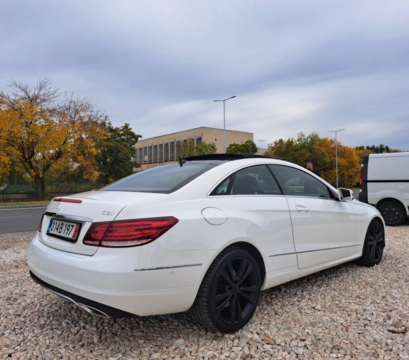 Mercedes-Benz E 250 AMG TOP FACELIFT, снимка 11 - Автомобили и джипове - 45313382