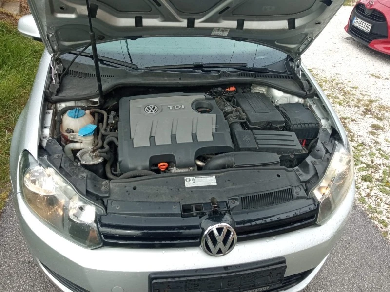 VW Golf, снимка 8 - Автомобили и джипове - 47548012