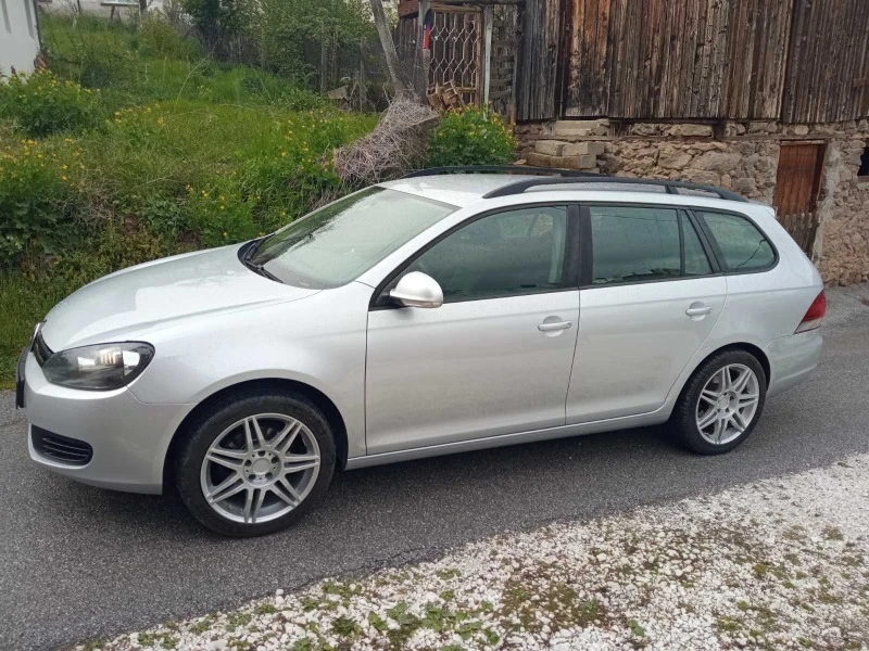 VW Golf, снимка 5 - Автомобили и джипове - 47548012