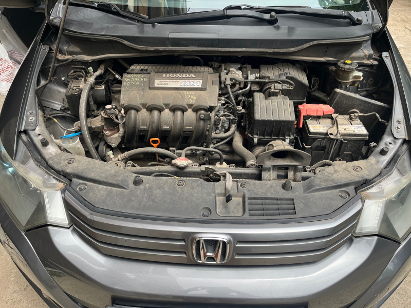 Honda Insight Бензин/Хибрид, снимка 3 - Автомобили и джипове - 46088584