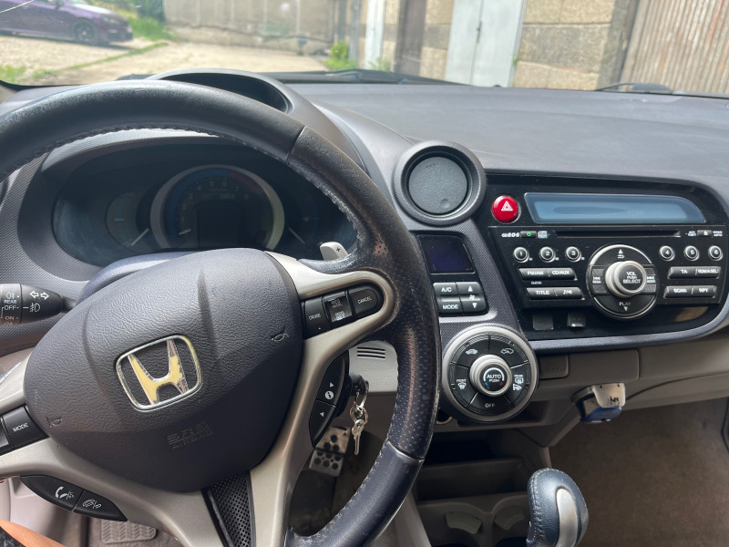 Honda Insight Бензин/Хибрид, снимка 8 - Автомобили и джипове - 46088584