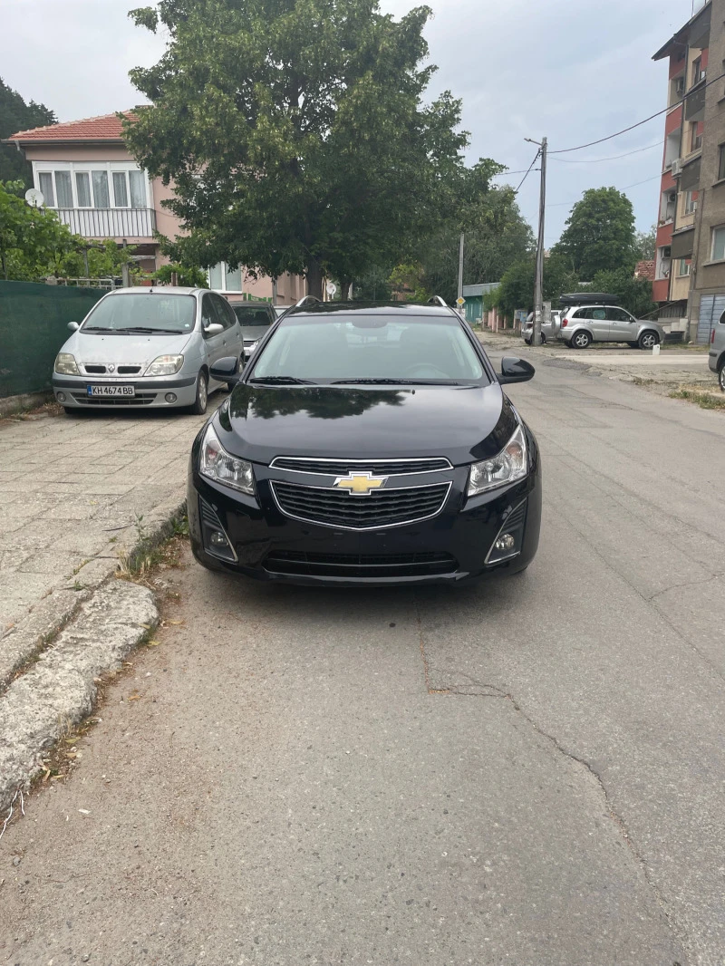 Chevrolet Cruze 2.0 163hp facelift много запазен автомобил, снимка 2 - Автомобили и джипове - 46924520