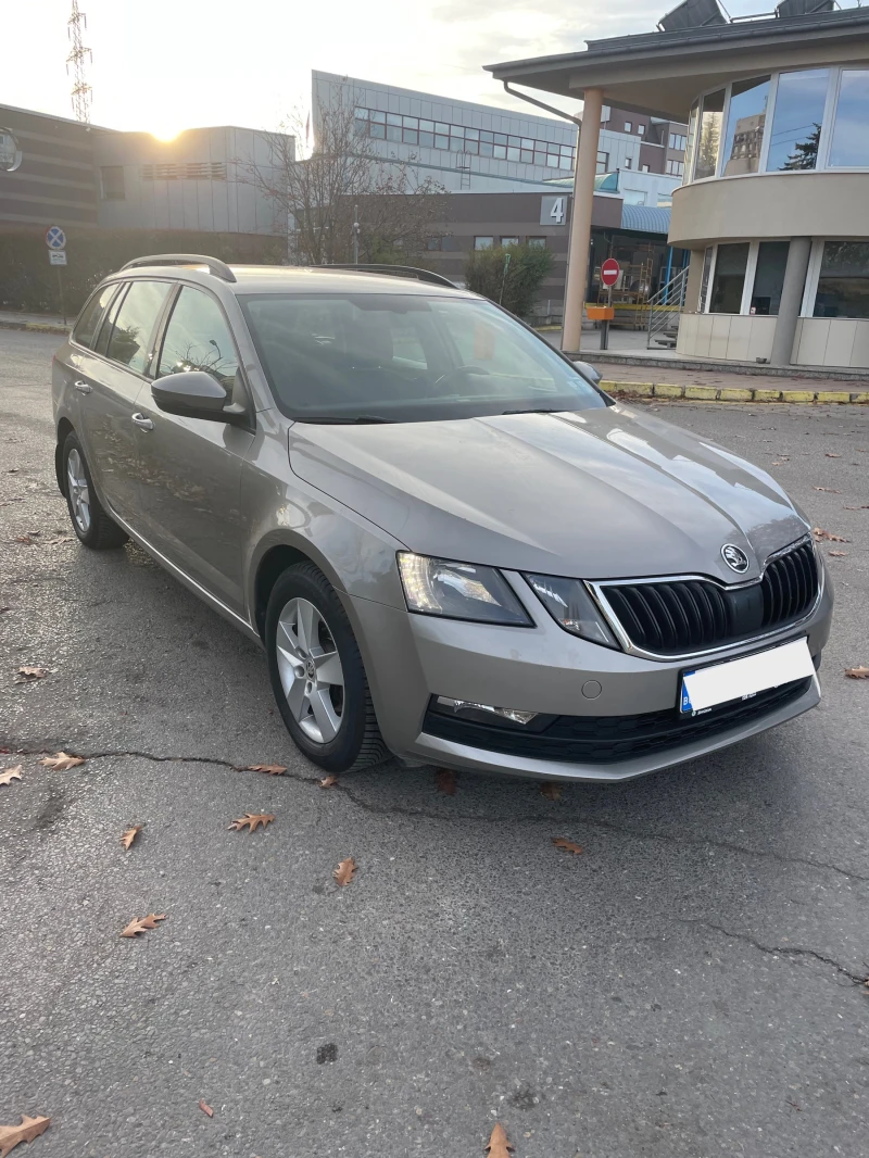 Skoda Octavia Лизинг 330 лв /месец, снимка 1 - Автомобили и джипове - 48282522