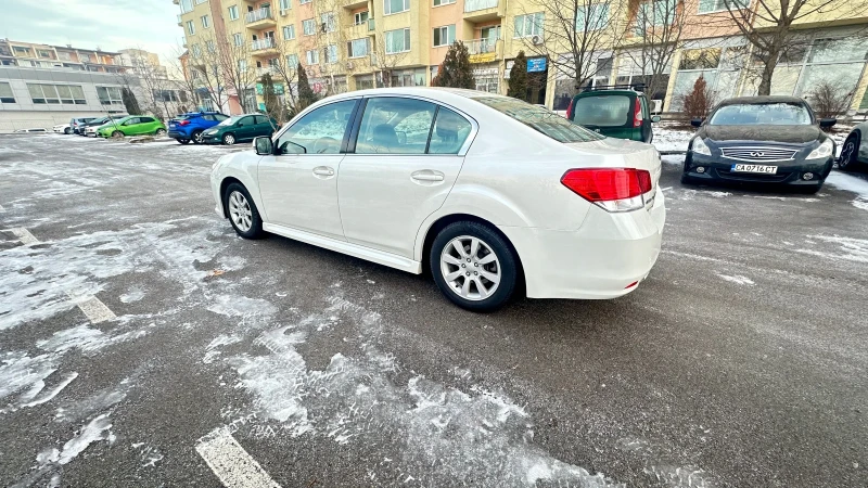 Subaru Legacy 2, 0 AWD, Avtomat, снимка 4 - Автомобили и джипове - 48598290