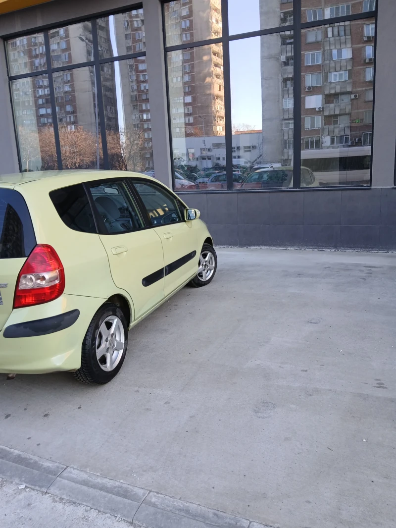 Honda Jazz 1.4, снимка 6 - Автомобили и джипове - 48639313