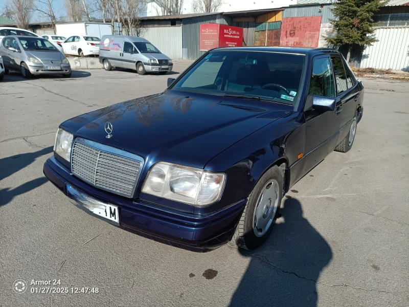 Mercedes-Benz 124 Газ бензин, снимка 3 - Автомобили и джипове - 48937761