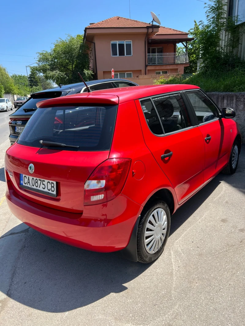 Skoda Fabia, снимка 3 - Автомобили и джипове - 49024391