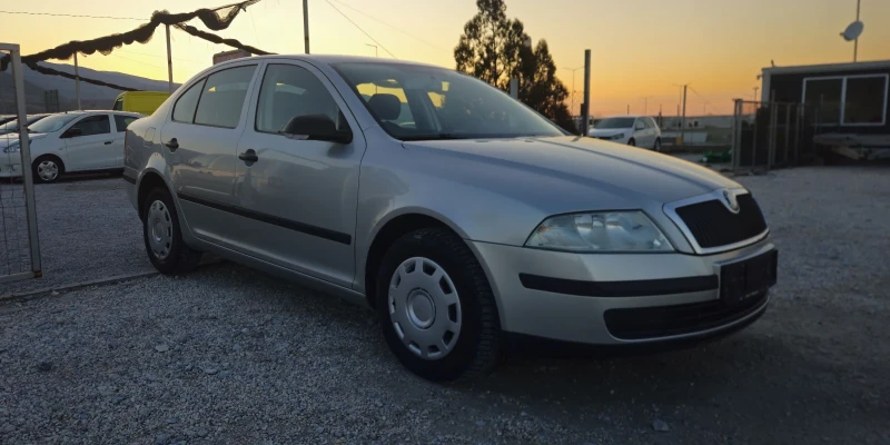 Skoda Octavia 1.9TDI.105кс.Хечбек.Отлична, снимка 3 - Автомобили и джипове - 49366581