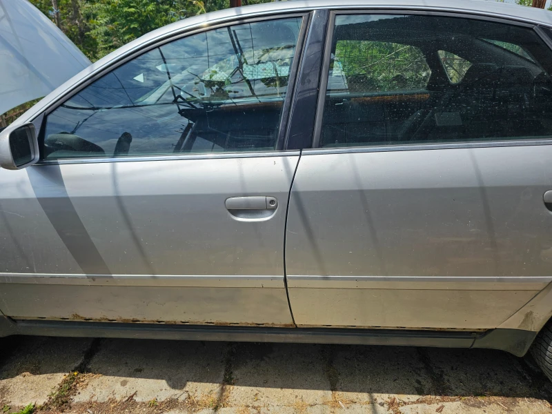 Audi A6 2.5 tdi, снимка 4 - Автомобили и джипове - 50590836