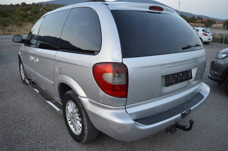 Chrysler Voyager 2.8CRDI-FULL EKSTRI, снимка 7 - Автомобили и джипове - 51609227