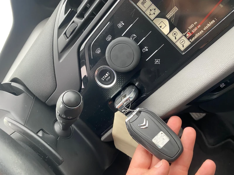 Citroen C4 Picasso 1.6D 2015/11M 120HP EVRO6B AUTO * NAVI , снимка 14 - Автомобили и джипове - 52575889