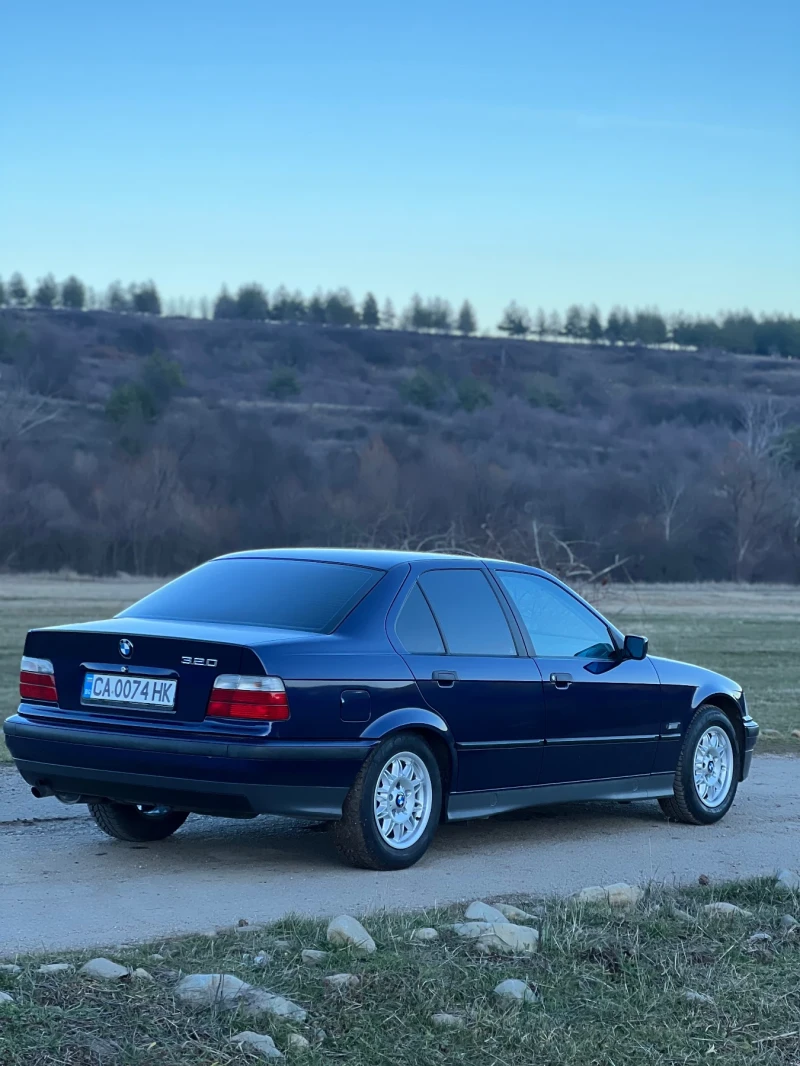 BMW 316 УНИКАТ 100 Хил км , снимка 7 - Автомобили и джипове - 52805751