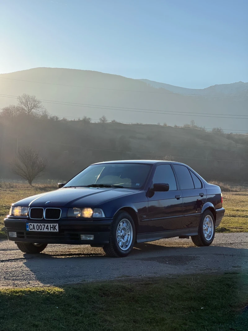 BMW 316 УНИКАТ 100 Хил км , снимка 16 - Автомобили и джипове - 52805751