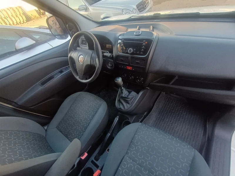 Fiat Doblo 1.4 16v 95hp, снимка 3 - Автомобили и джипове - 53105353