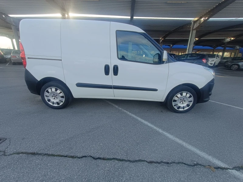 Fiat Doblo 1.4 16v 95hp, снимка 11 - Автомобили и джипове - 53105353