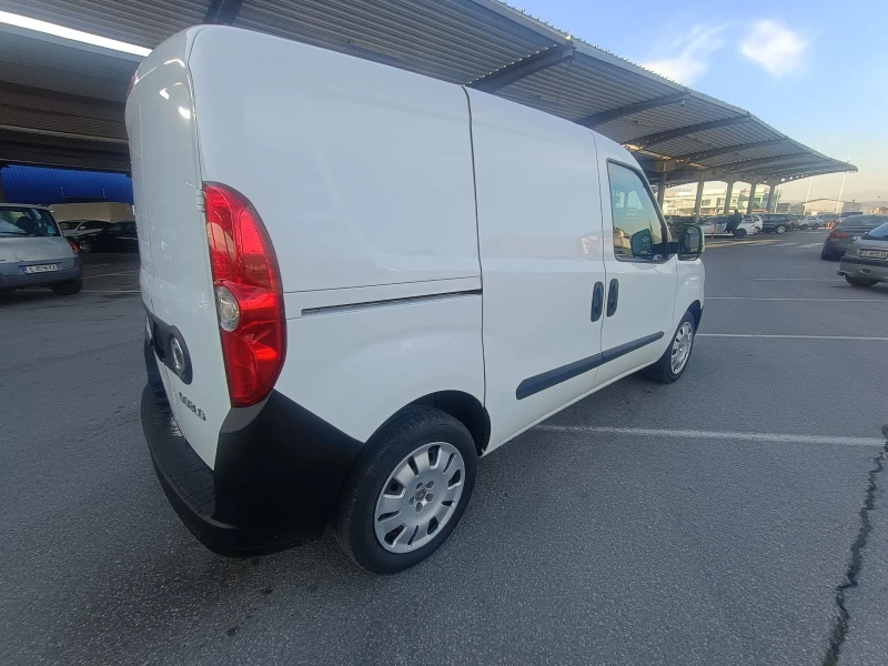 Fiat Doblo 1.4 16v 95hp, снимка 12 - Автомобили и джипове - 53105353