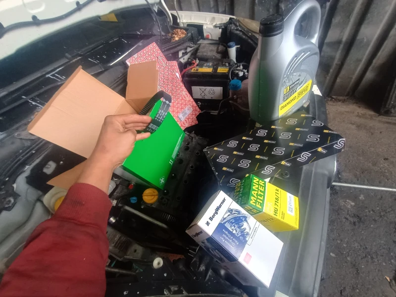 Fiat Doblo 1.4 16v 95hp, снимка 17 - Автомобили и джипове - 53105353