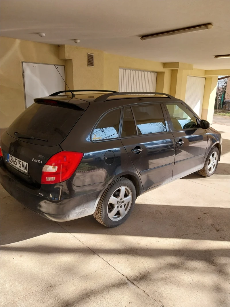 Skoda Fabia 1.4, снимка 3 - Автомобили и джипове - 53162611