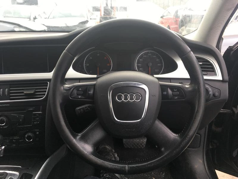 Audi A4 2.0 TDI 143к.с. АВТОМАТИК 2бр. - изображение 7