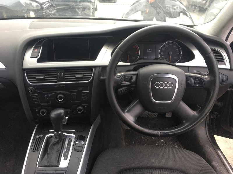 Audi A4 2.0 TDI 143к.с. АВТОМАТИК 2бр. - изображение 9