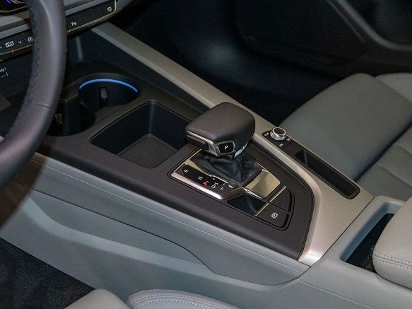 Audi A4 Avant 50 TDI Quattro = S-line = Гаранция - изображение 9