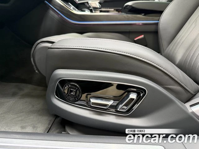 Audi A8, снимка 13 - Автомобили и джипове - 56081519