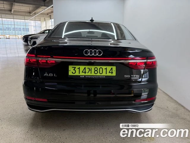 Audi A8, снимка 2 - Автомобили и джипове - 56081519