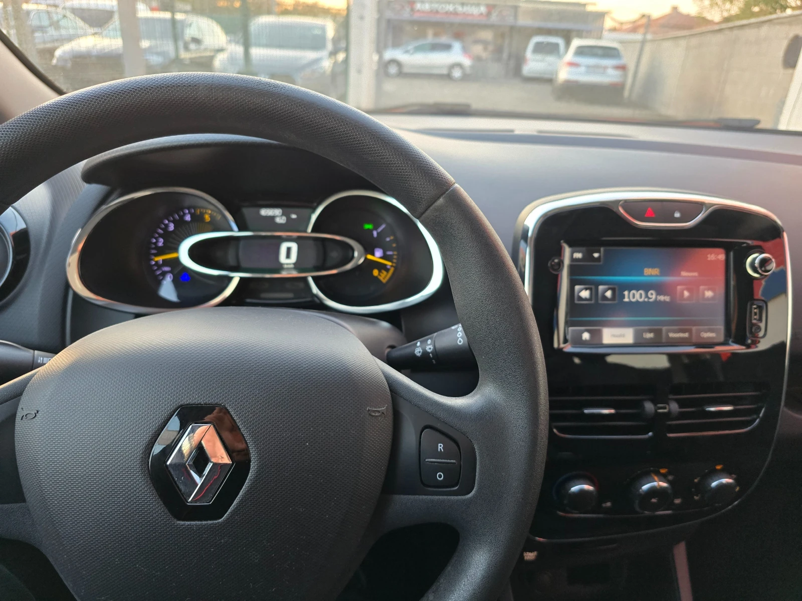 Renault Clio 1.5 DCI - изображение 5