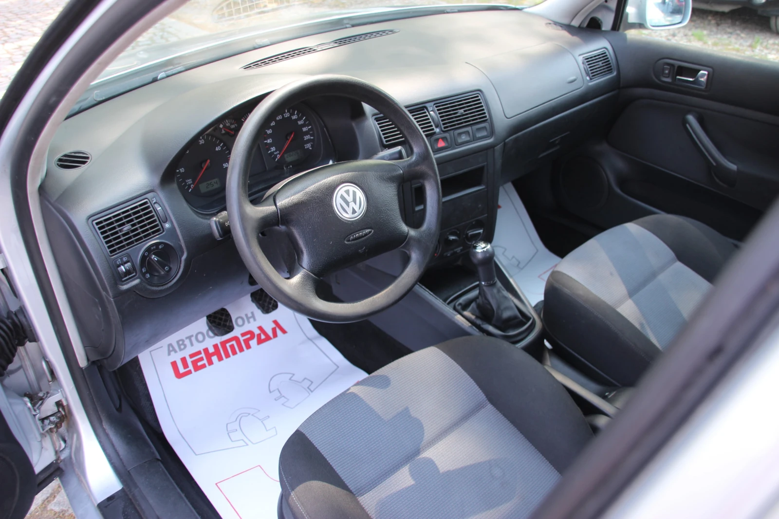 VW Golf IV 1.9 TDI С РЕГИСТРАЦИЯ  - изображение 9