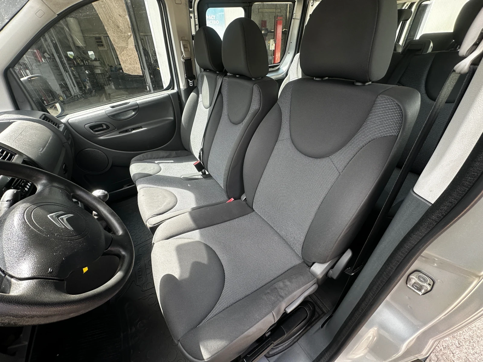 Citroen Jumpy 2.0HDI/ 9 МЕСТА - изображение 9