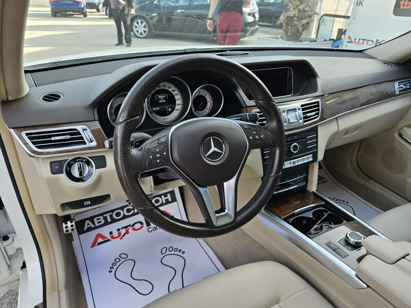 Mercedes-Benz E 250 2.2CDI-204кс= АMG LINE= 158.000km= PANO= H&K= KEYL - изображение 8