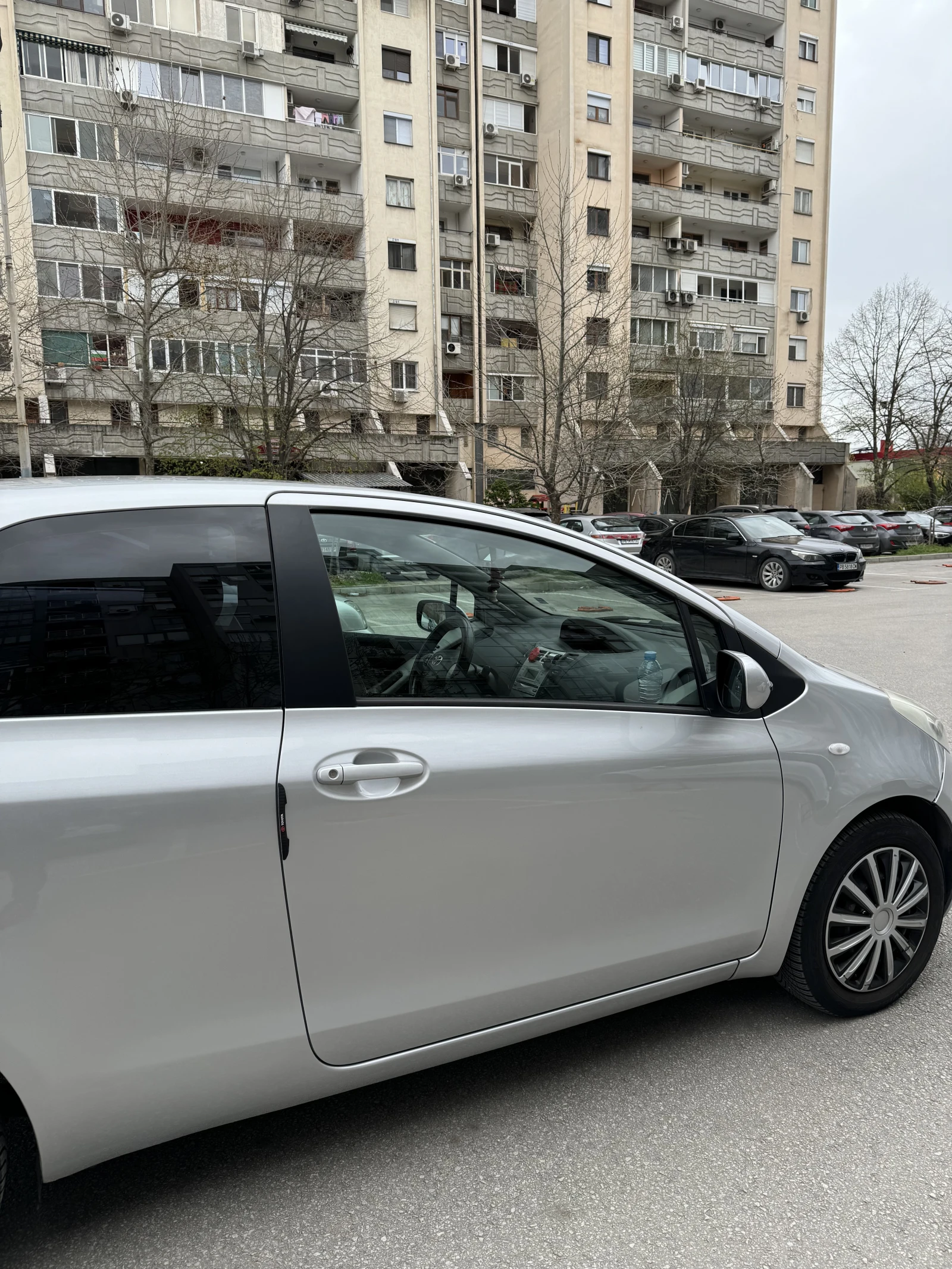 Toyota Yaris  - изображение 8
