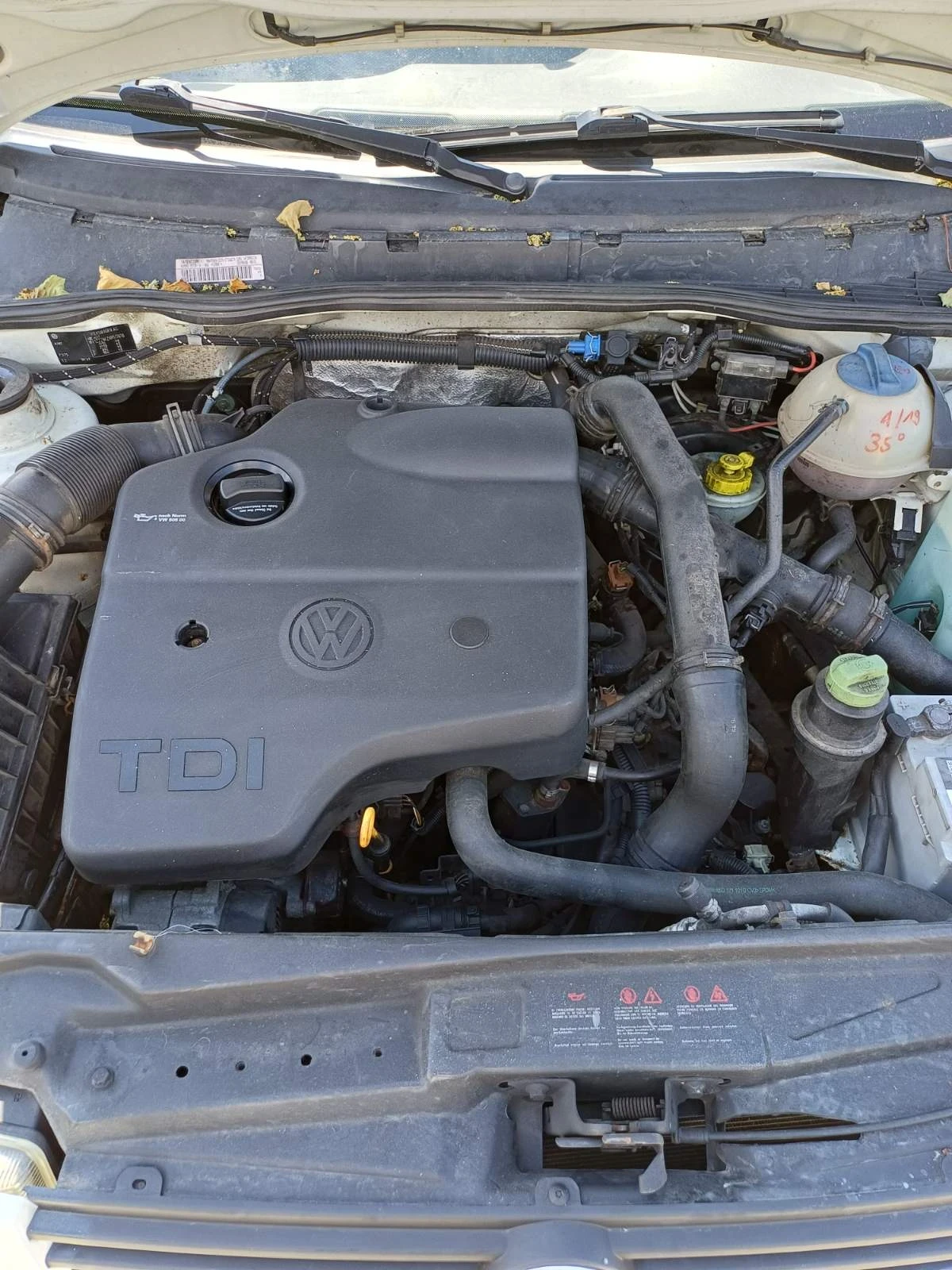 VW Caddy 1.9 tdi - изображение 2