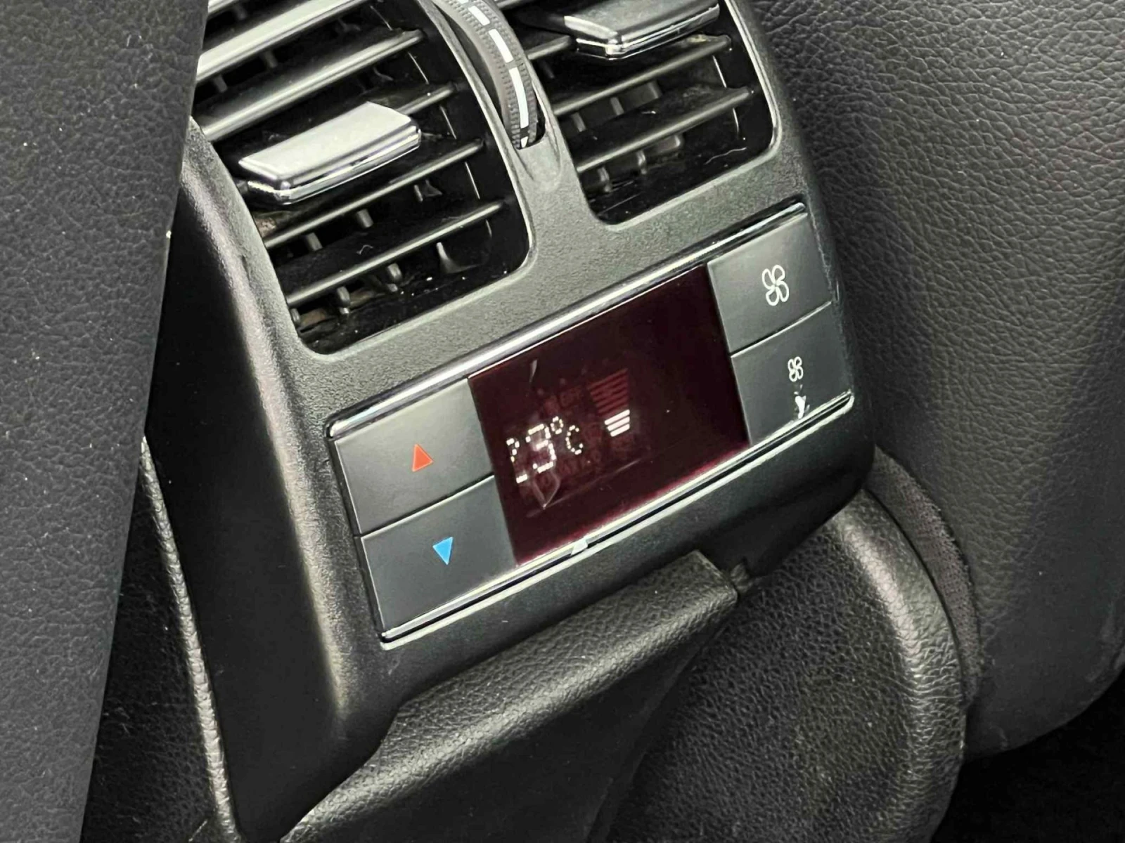 Mercedes-Benz C 320 Full extra - изображение 8