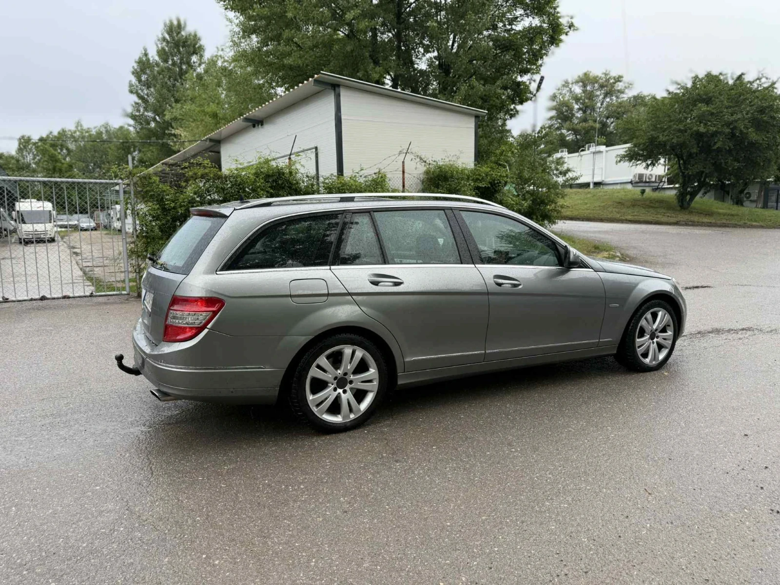 Mercedes-Benz C 320 Full extra - изображение 4