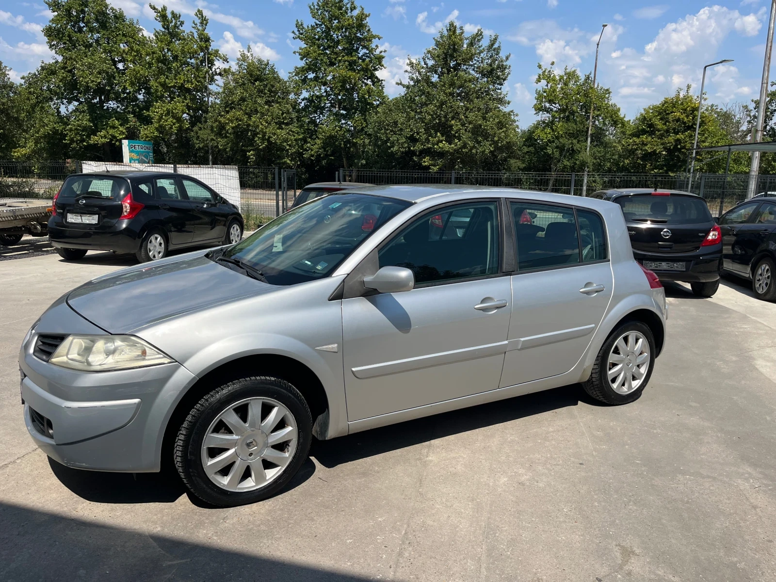 Renault Megane 1.6 - изображение 3