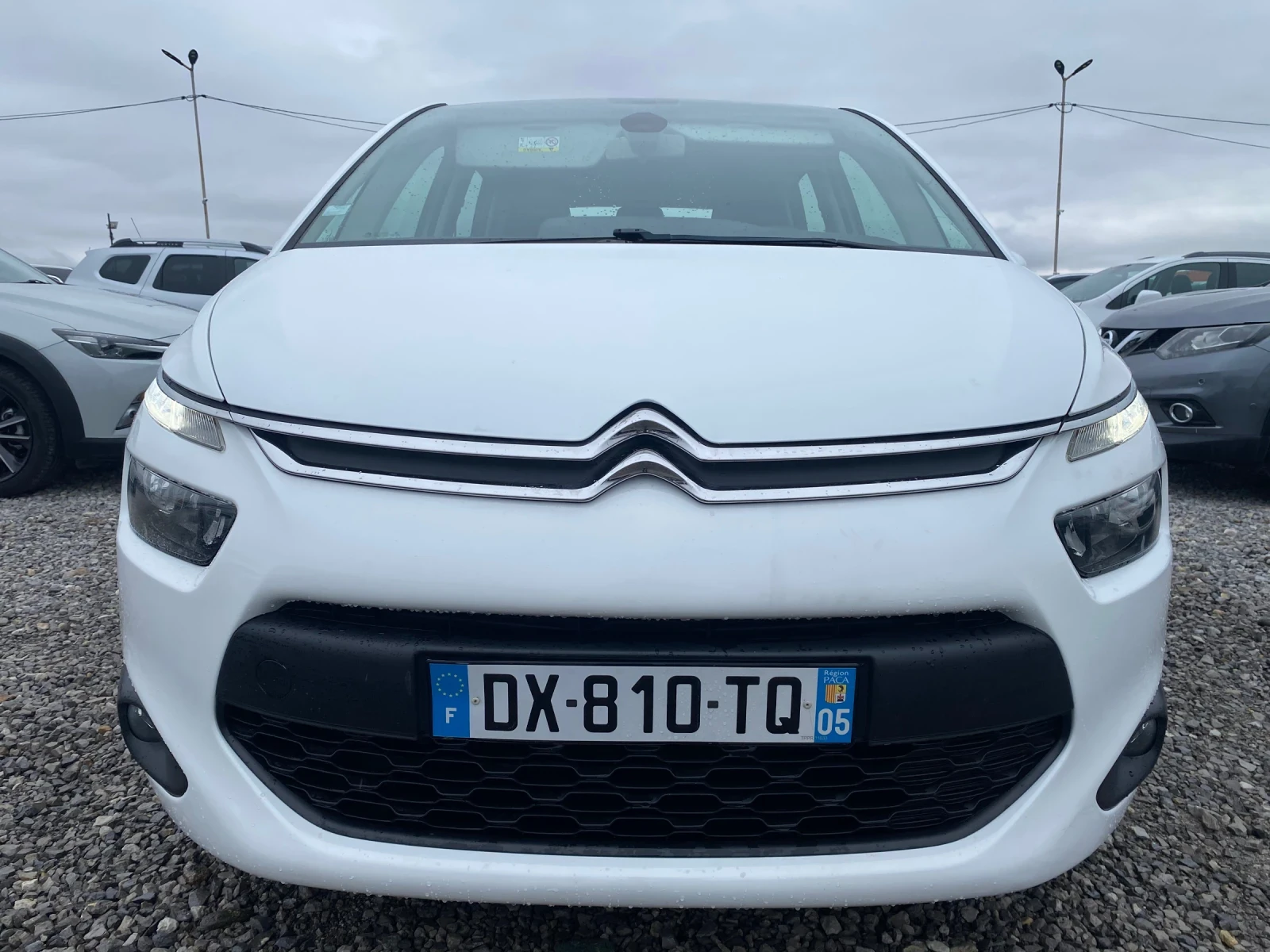Citroen C4 Picasso 1.6D 2015/11M 120HP EVRO6B AUTO * NAVI  - изображение 8