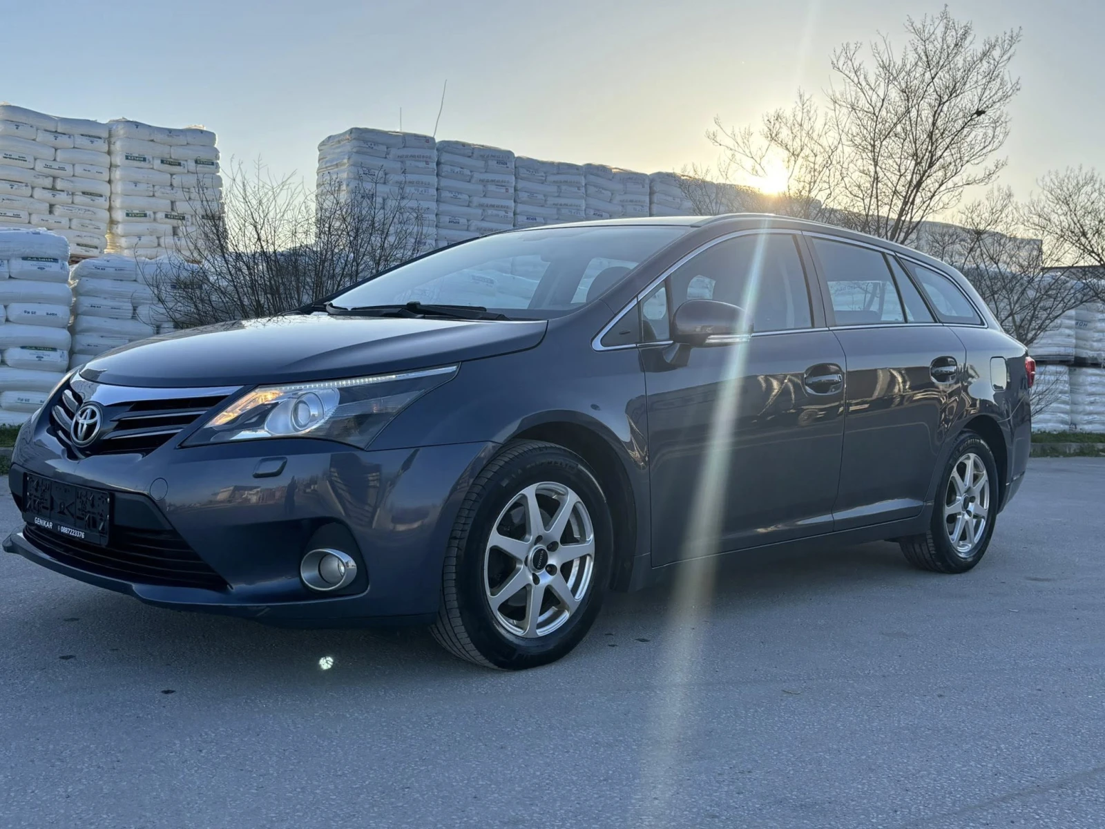 Toyota Avensis 1, 8 БЕНЗИН EURO5, снимка 3 - Автомобили и джипове - 53804226