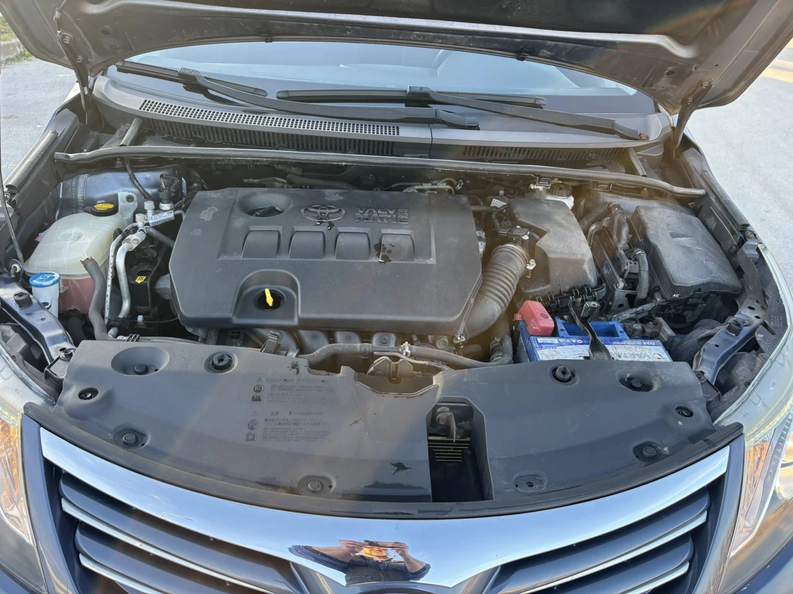 Toyota Avensis 1, 8 БЕНЗИН EURO5, снимка 9 - Автомобили и джипове - 53804226