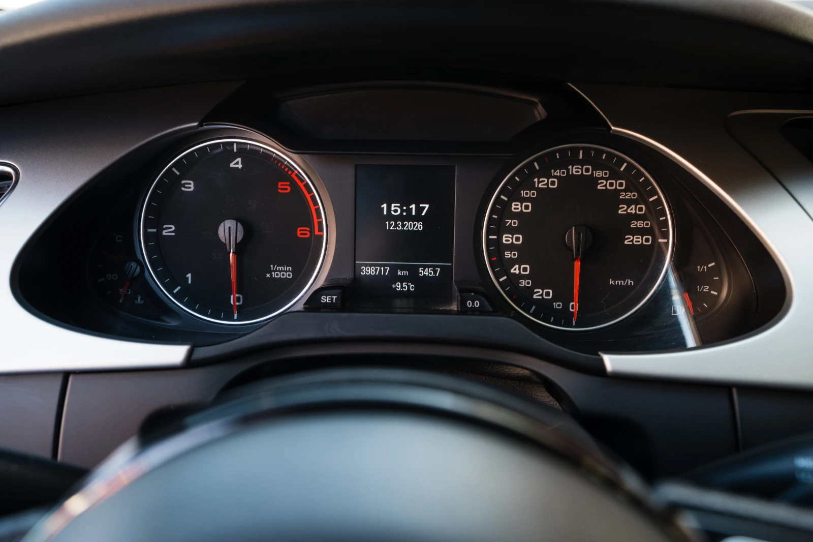 Audi A4 3.0TDI, снимка 9 - Автомобили и джипове - 53817978