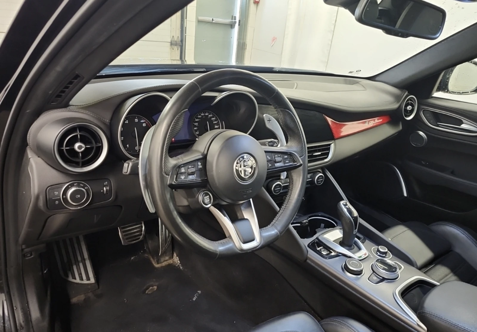 Alfa Romeo Giulia VELOCE* CARFAX* , снимка 7 - Автомобили и джипове - 53991265