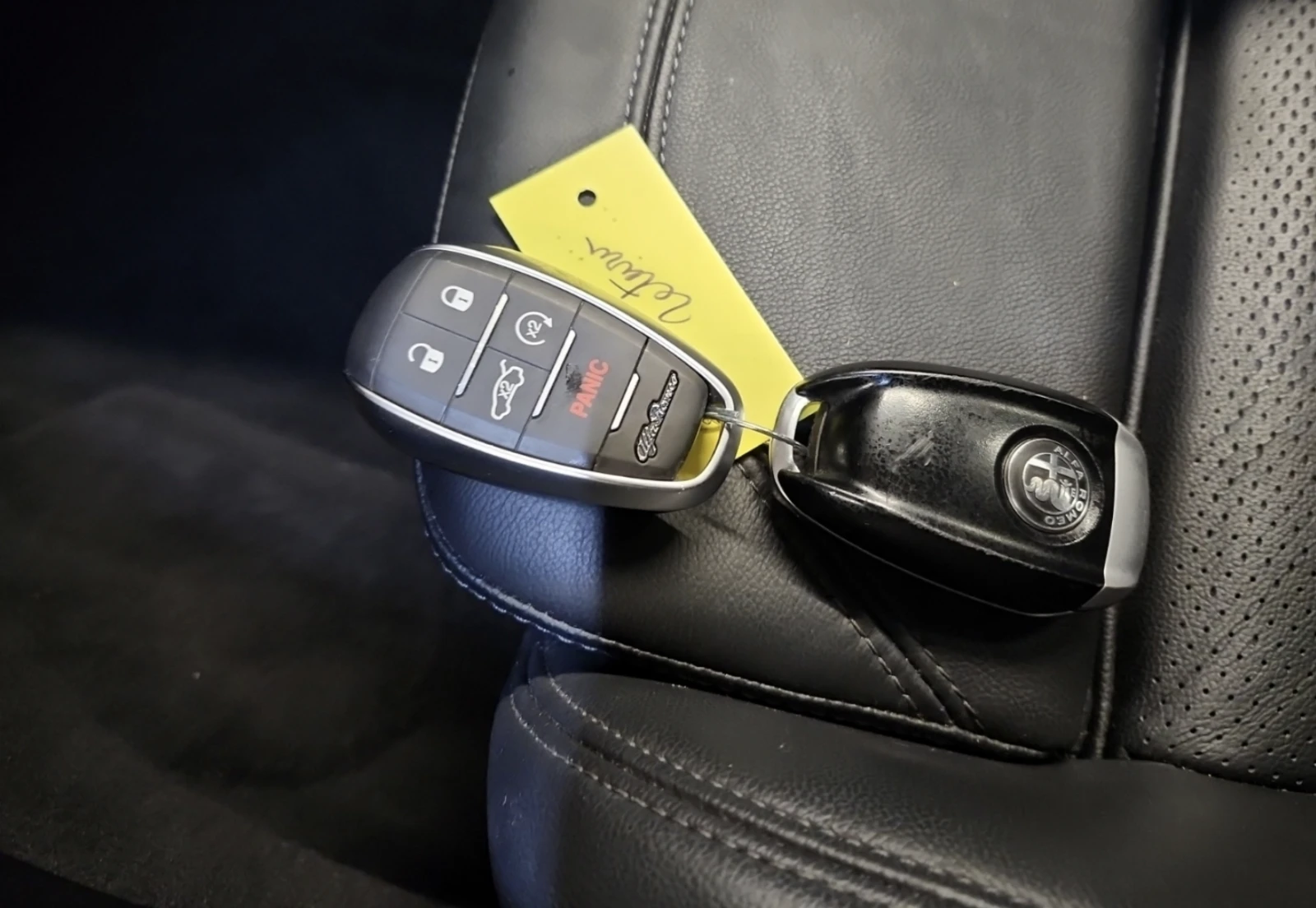 Alfa Romeo Giulia VELOCE* CARFAX* , снимка 11 - Автомобили и джипове - 53991265