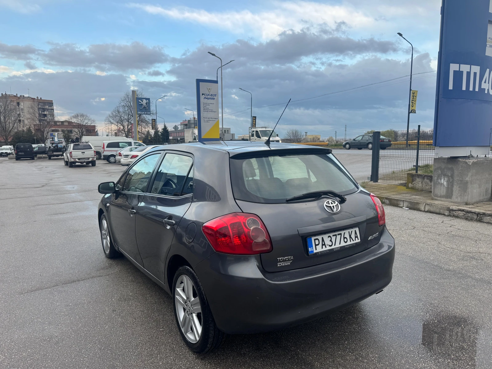 Toyota Auris 2.0D4D, снимка 3 - Автомобили и джипове - 54031019