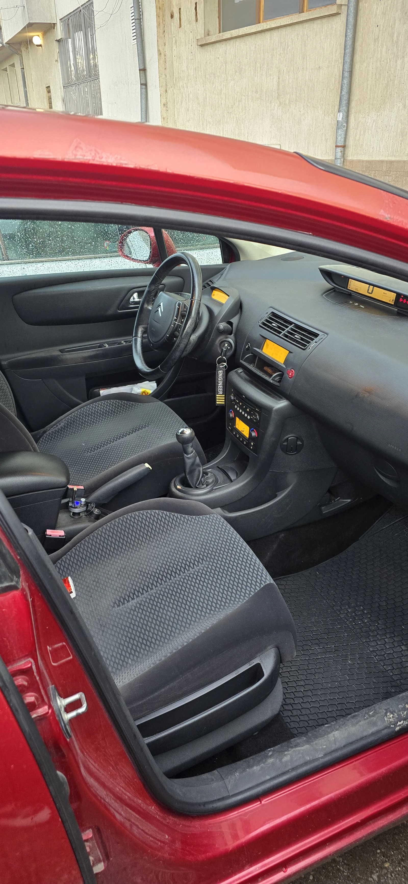 Citroen C4, снимка 3 - Автомобили и джипове - 54128665