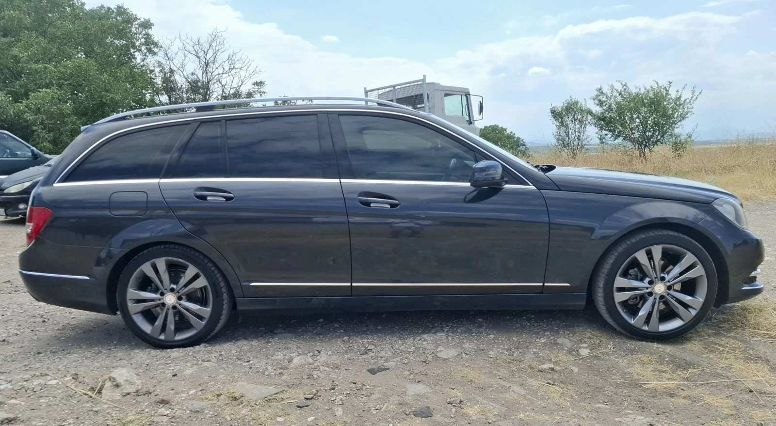 Mercedes-Benz C 220 CDI Avantgarde , снимка 4 - Автомобили и джипове - 54346486